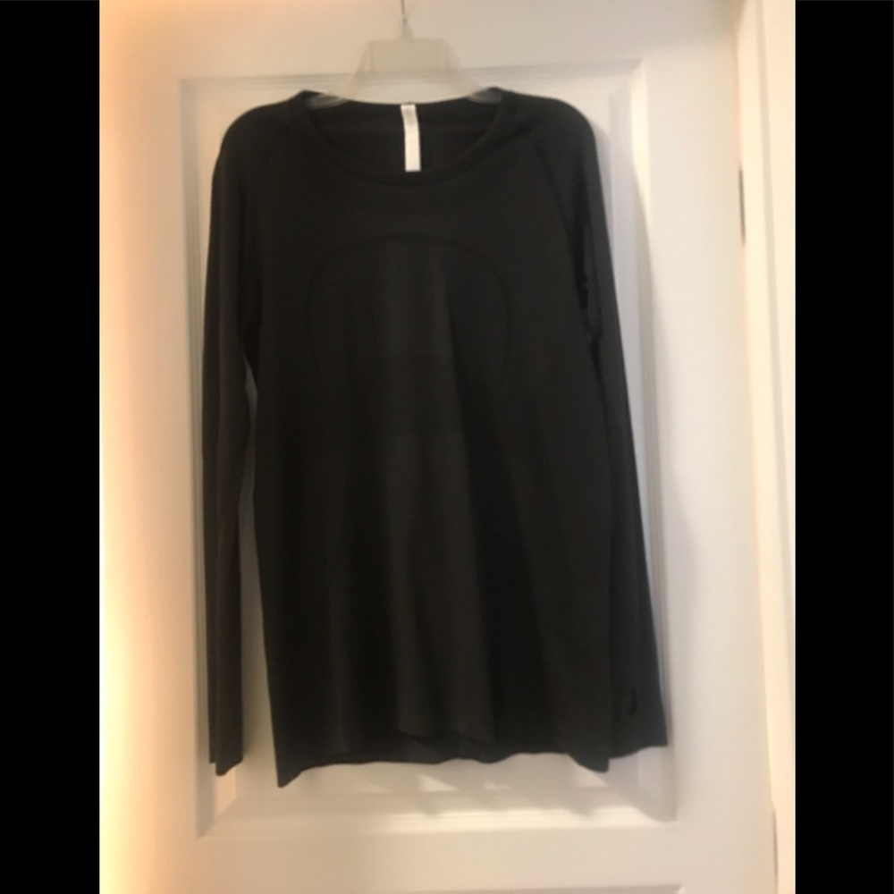 Lululemon Swiftly Tech Long Sleeve Top